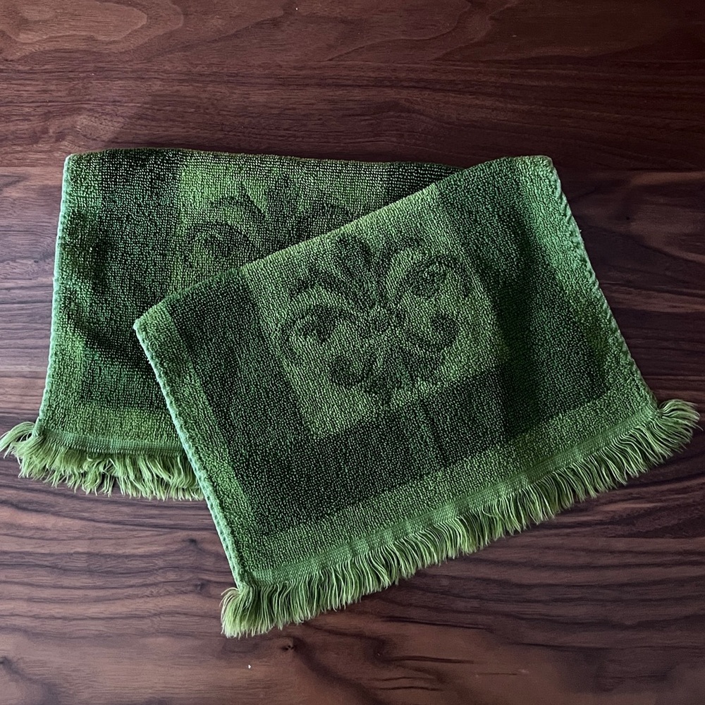 Fieldcrest MCM Green Sculpted Towel Fringe 70s Vintage 100% Cotton Made in USA
